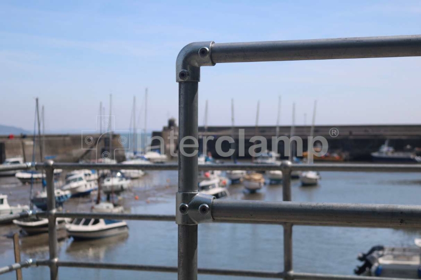 Guardrail Installation for Harbour Safety